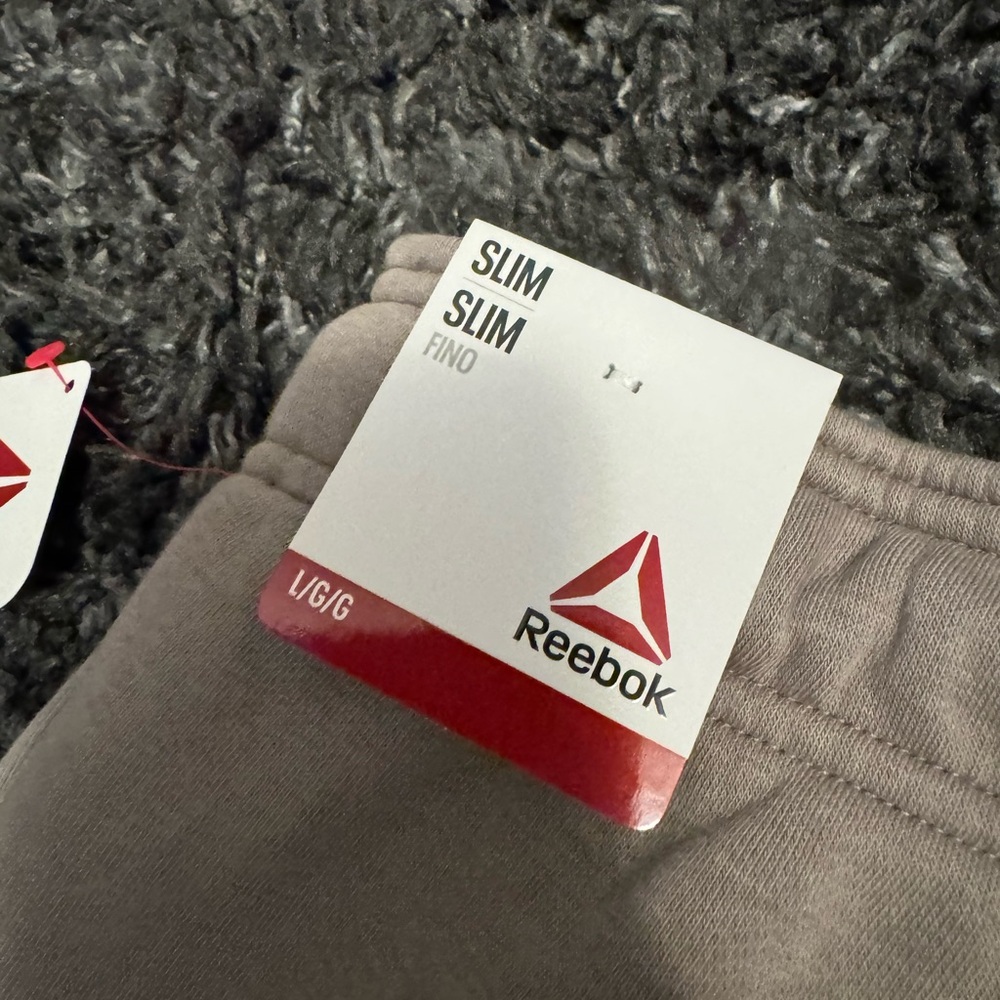 Men’s Reebok sweatpants - Picture 5 of 6